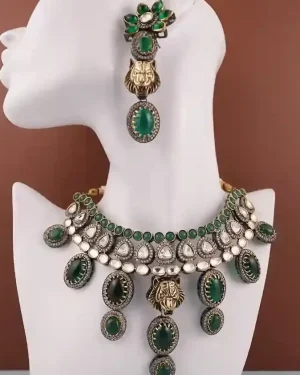 Aria Classic Kundan set