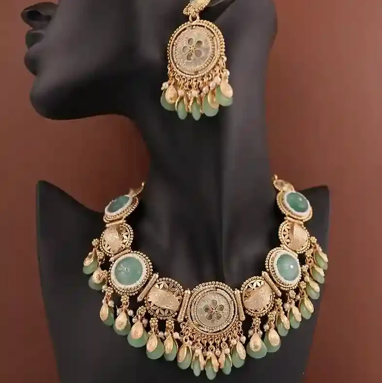 Purvi Gold traditional necklace set