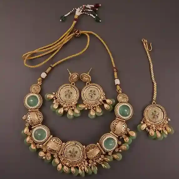 Purvi Gold traditional necklace set