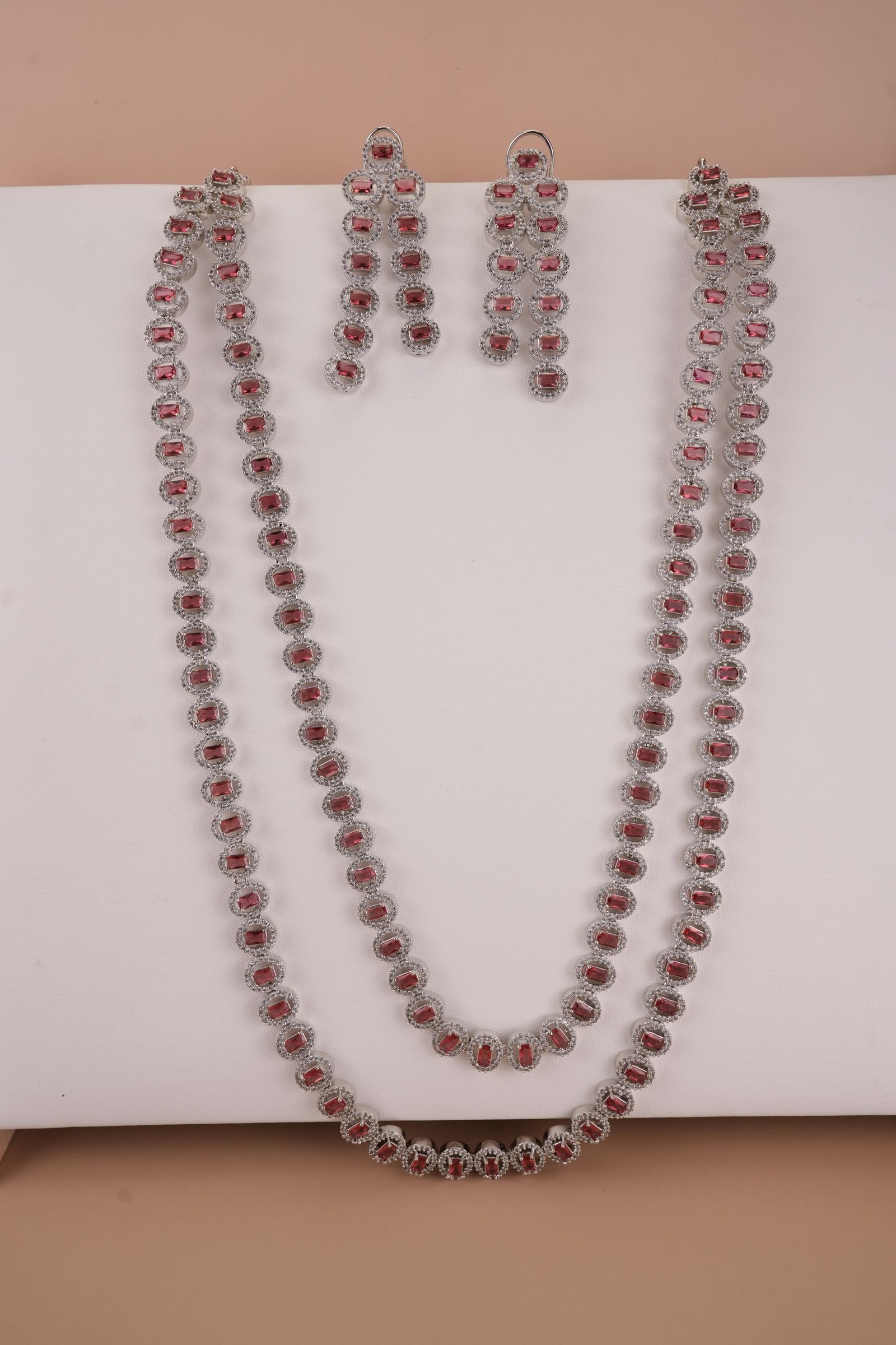 Elegant 2 layer long Neckset with Earring
