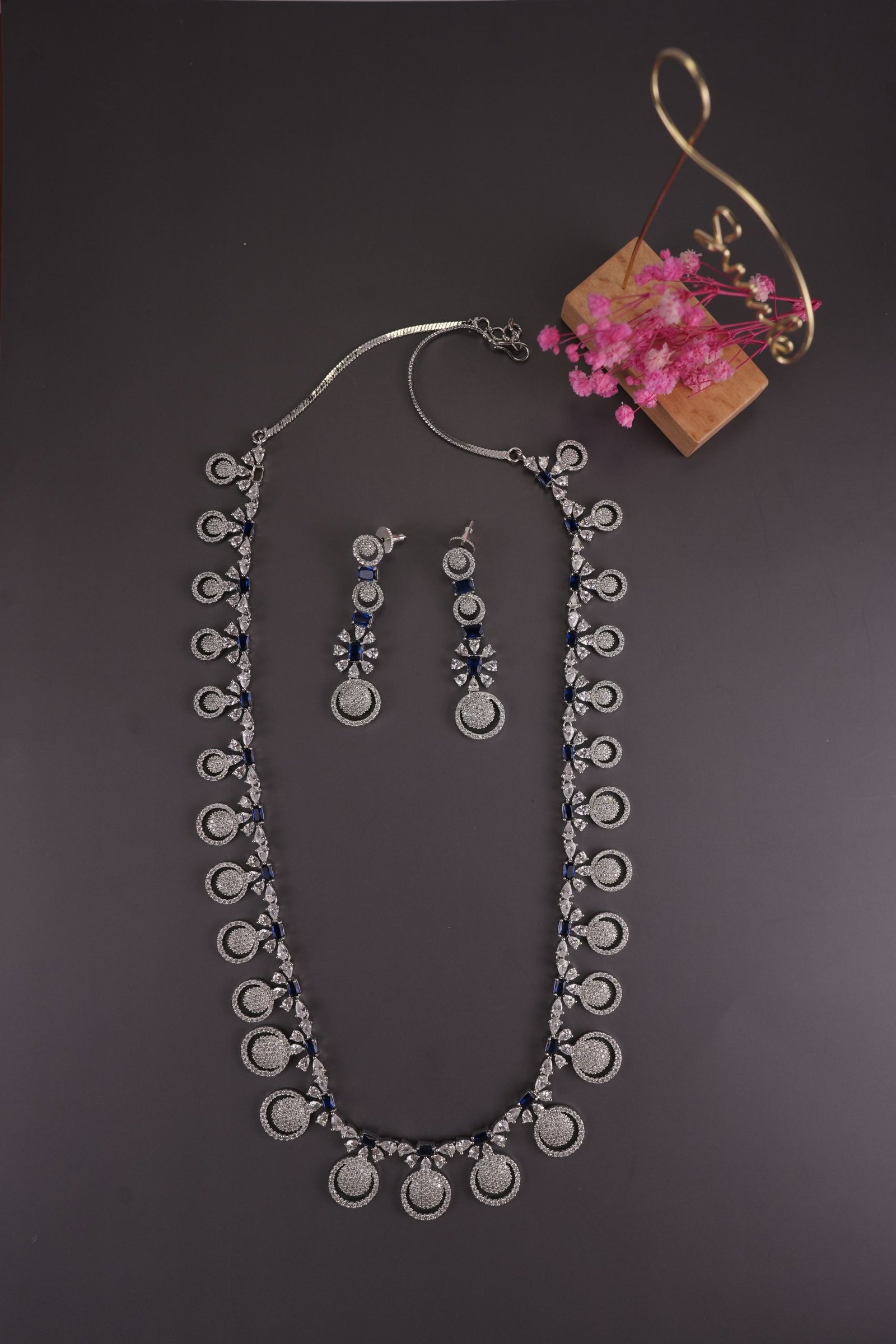 One layer silver Finish AD long neckset