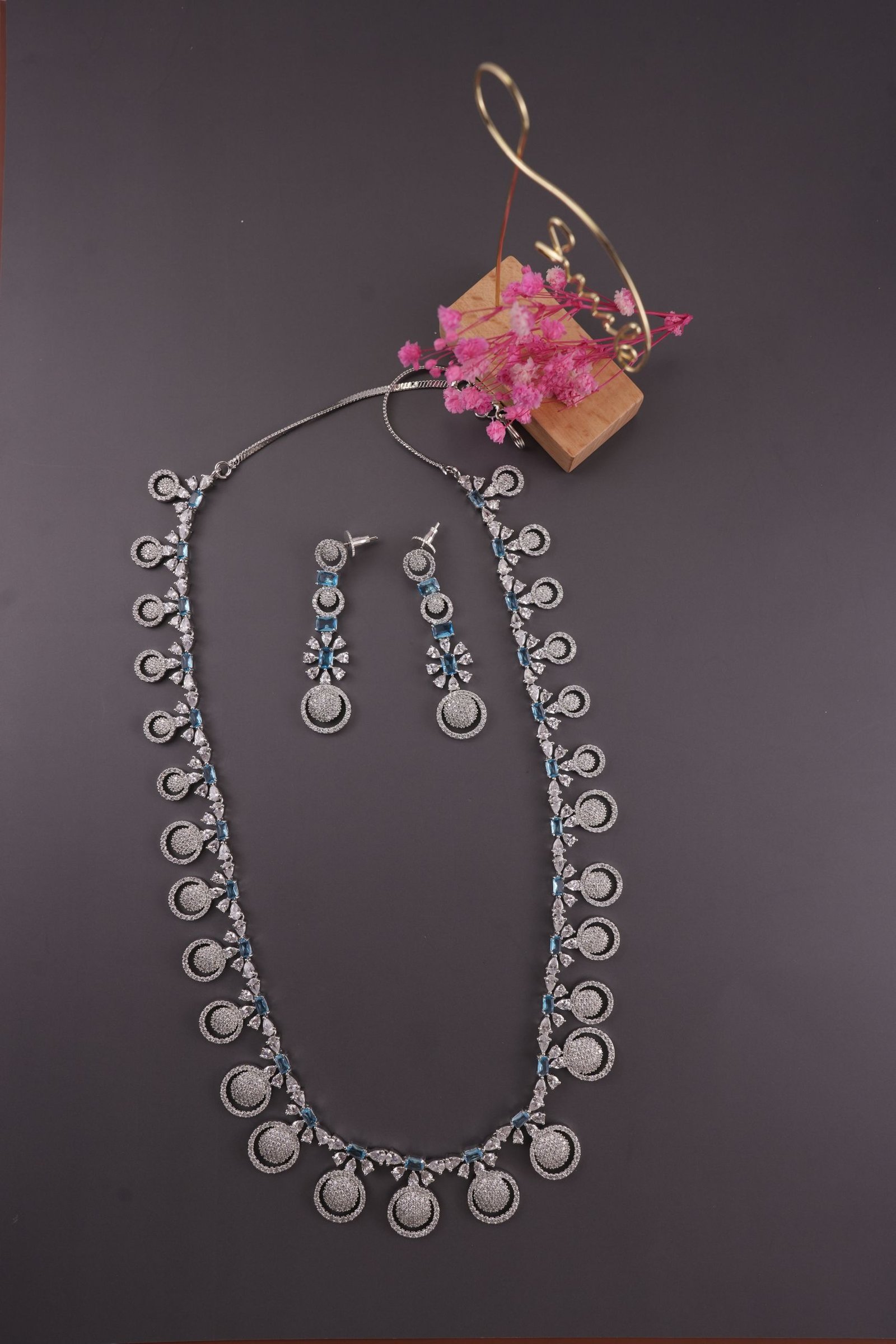 One layer silver Finish AD long neckset