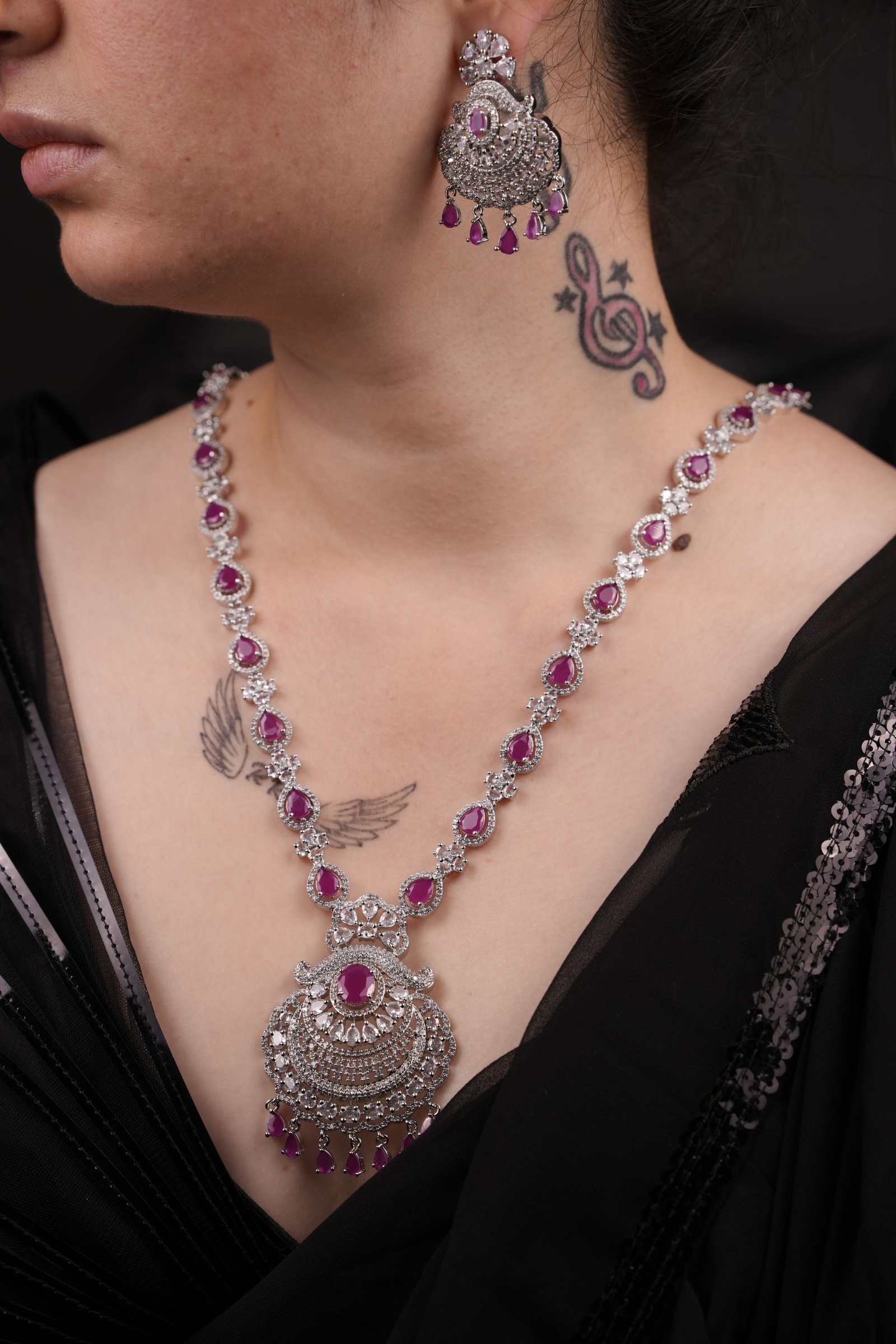 Long AD Neck Set