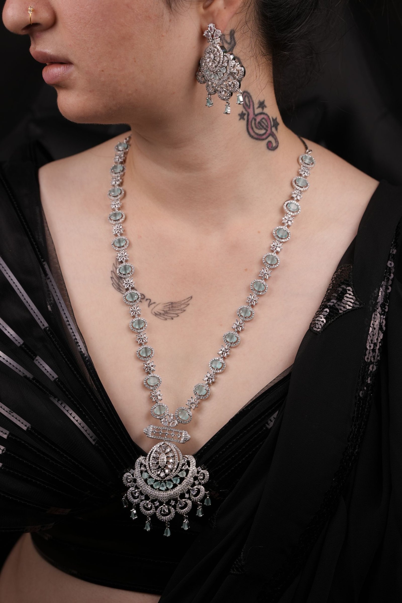 Long AD Neck Set