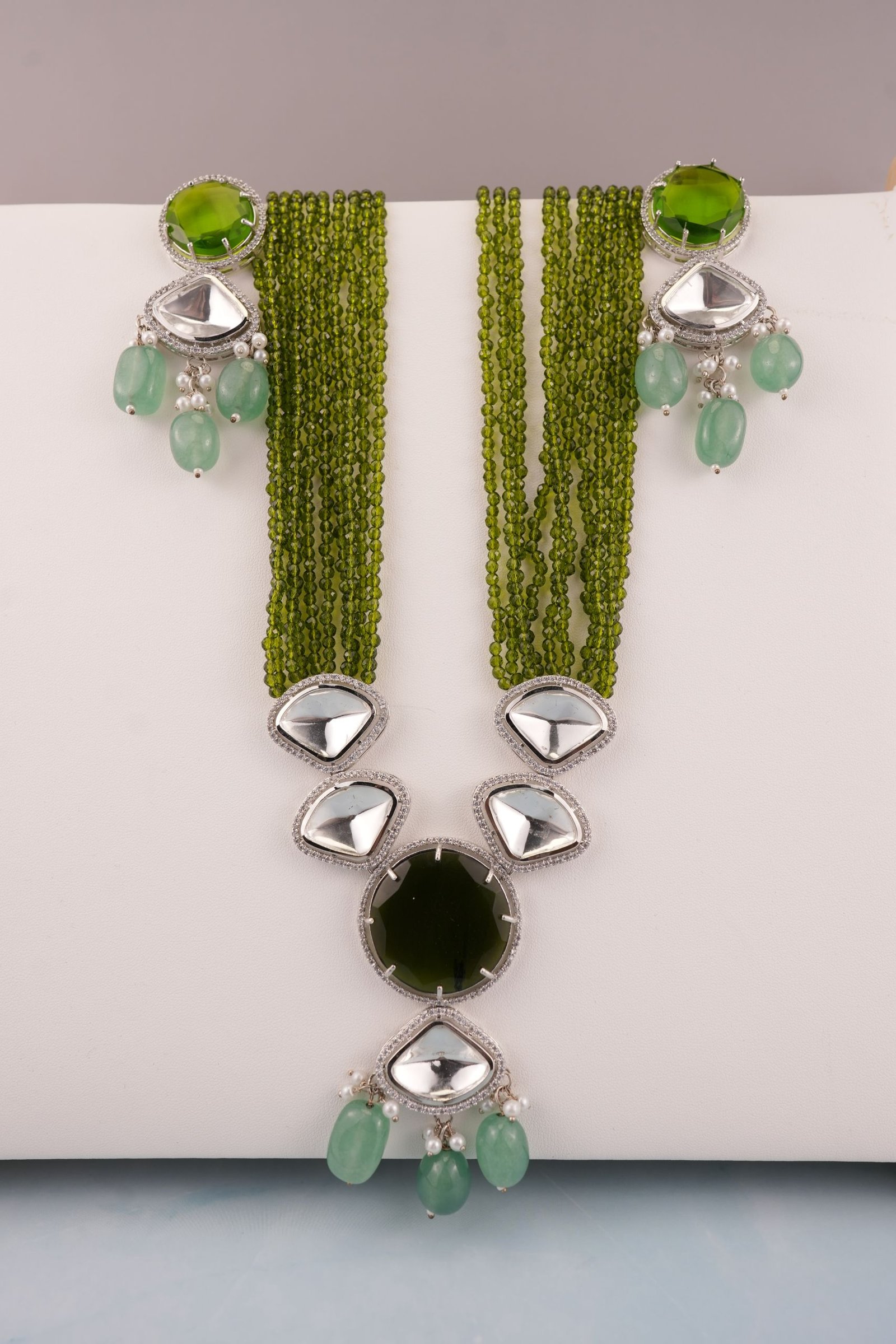 AD Diamond and beads Neck set