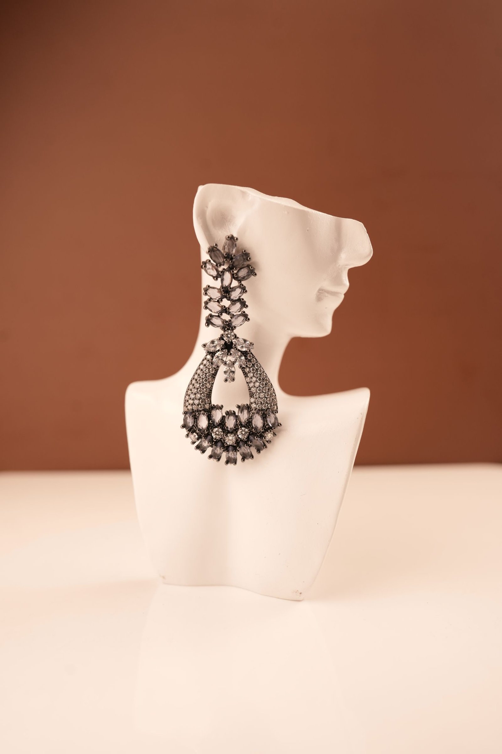 Nora dual shade earrings
