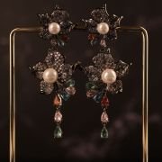 Britie earrings