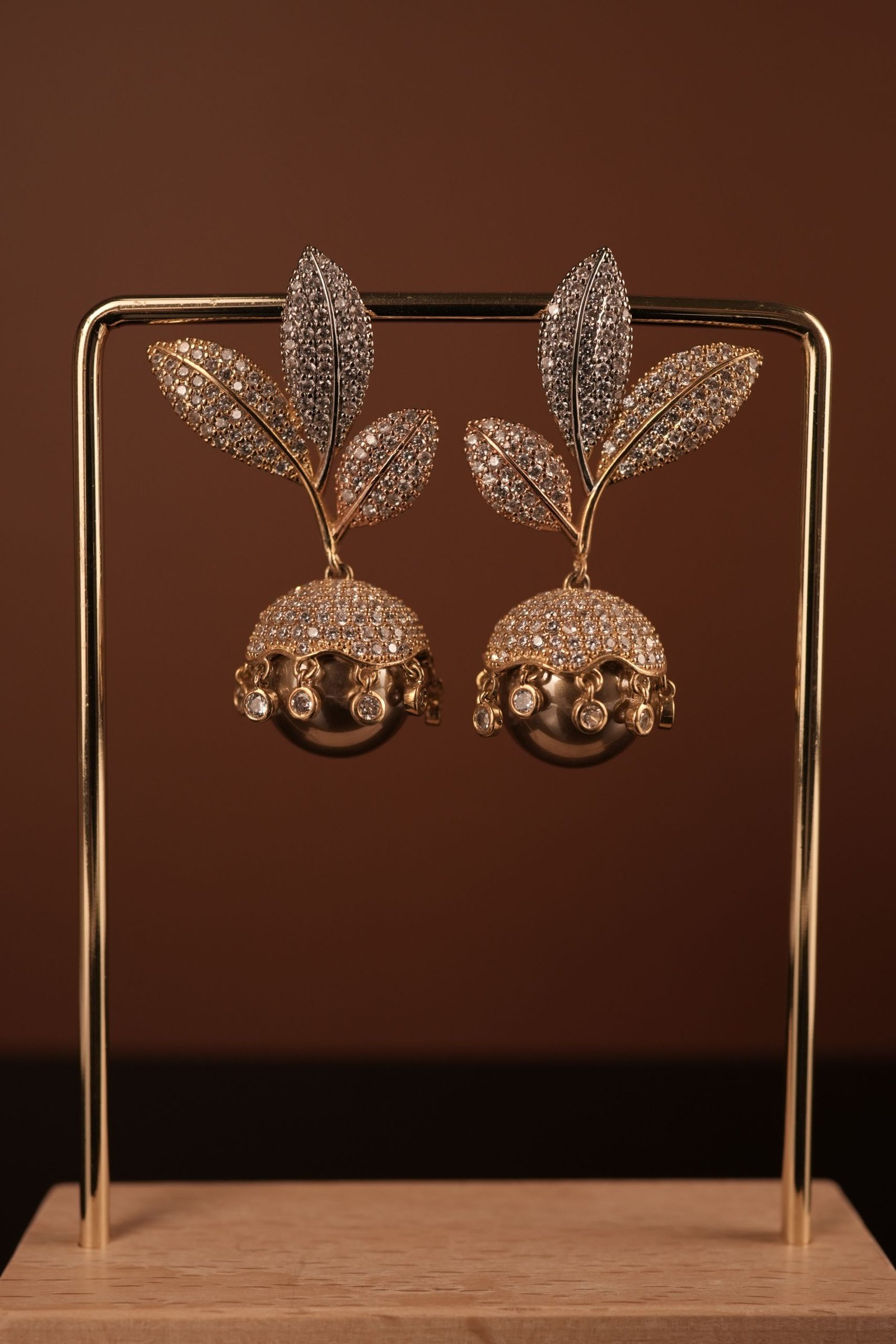 Leaf Cubic Pearl Dangle Earring