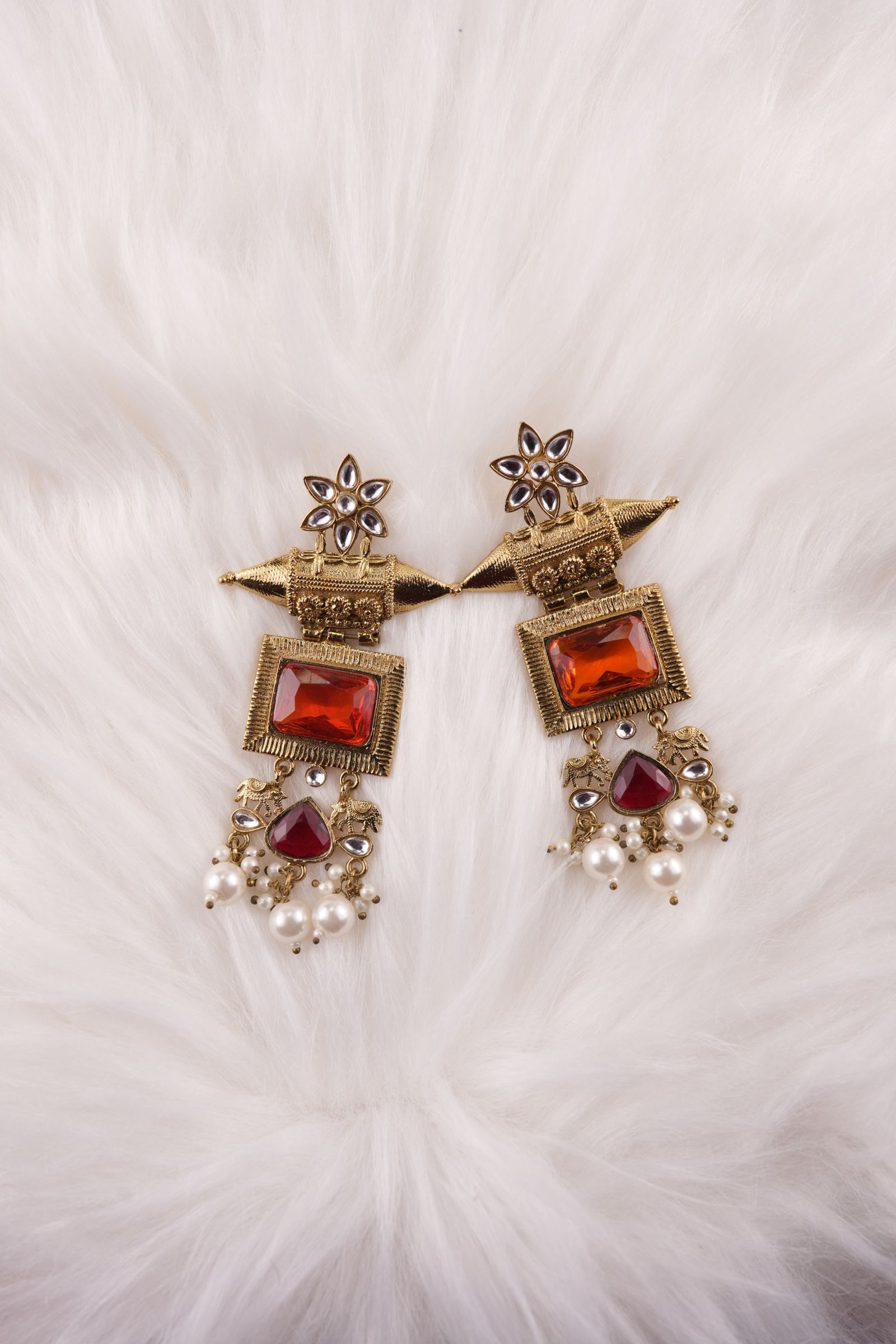 Jagriti pearls kunda earrings