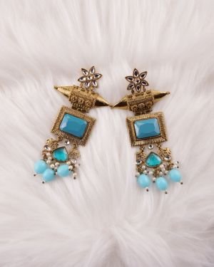 Jagriti pearls kunda earrings