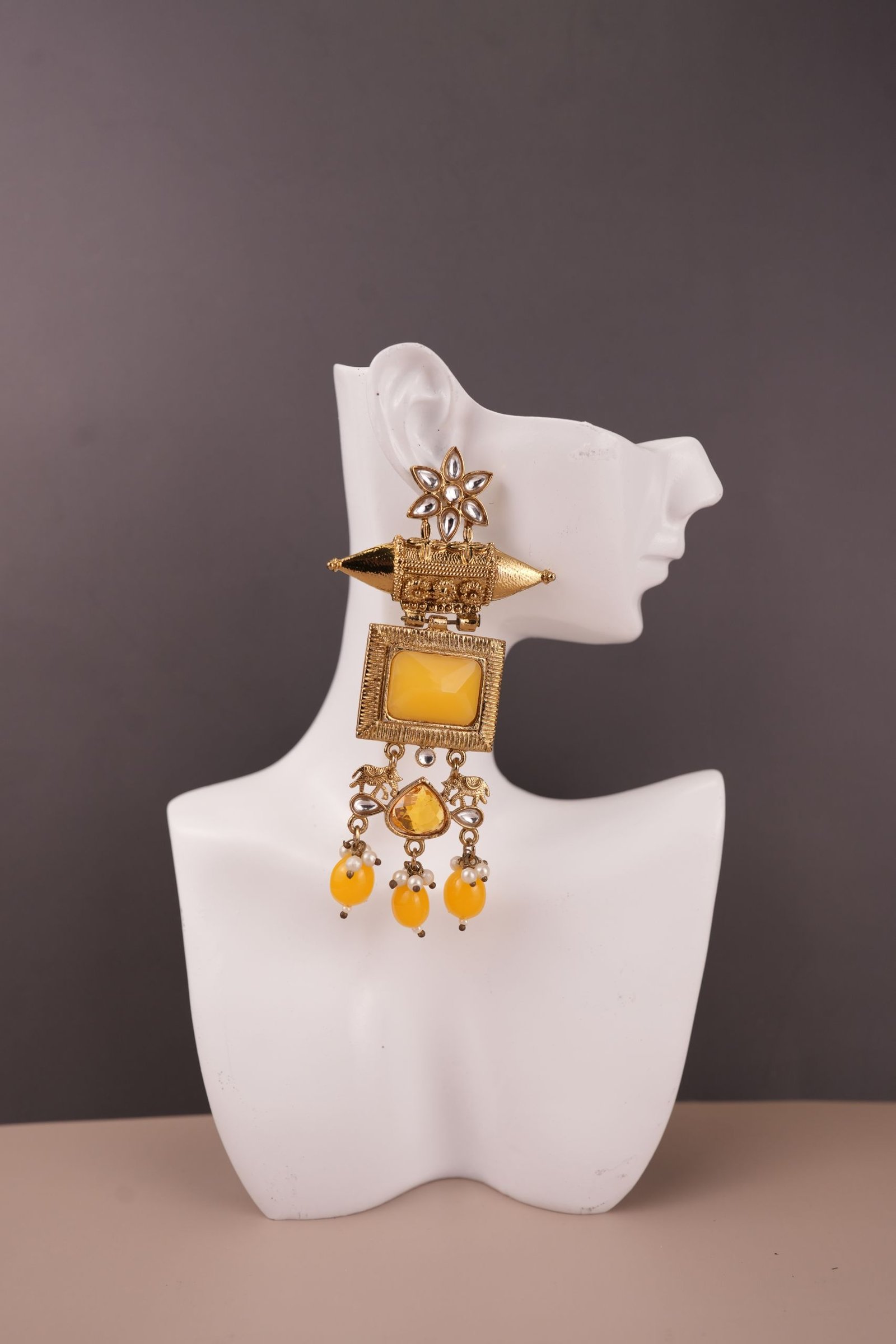 Jagriti pearls kunda earrings