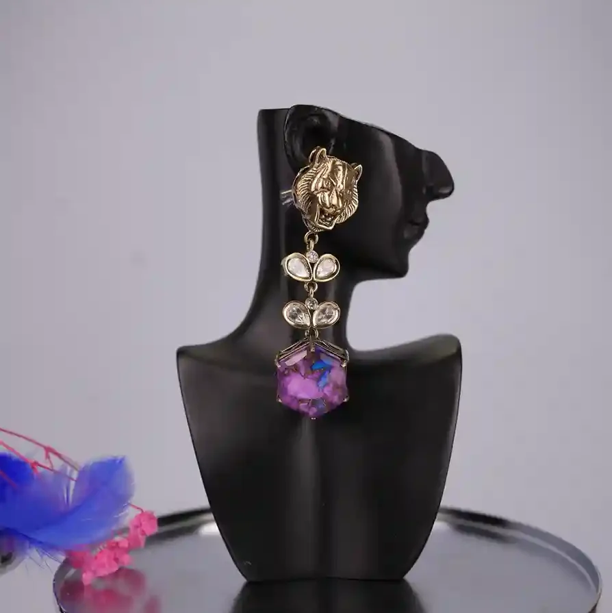 Lavanya Drop earrings