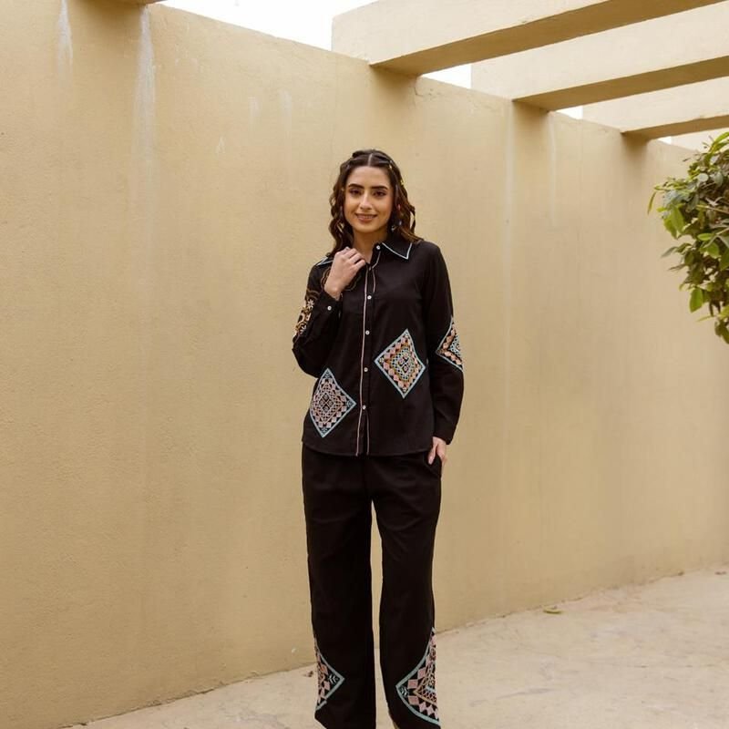 Embroidered Cotton Shirt With Pants