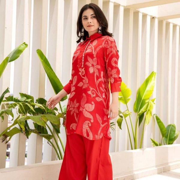 Red Floral Printed Mirror Embellished Satin Kurti Pant Co-Ord Set
