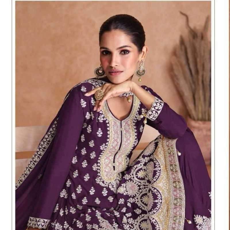 Flory gold Chinon Ghagra suit